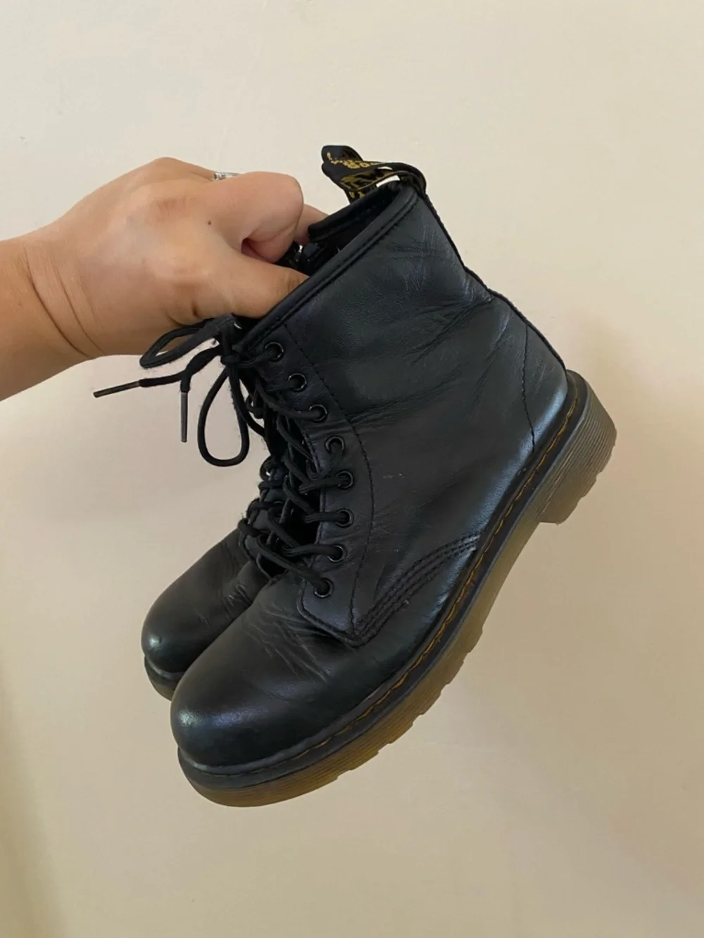 Dr. Martens 1460 J Black Leather Lace Up Ankle Combat Boots Size US 3 Kids